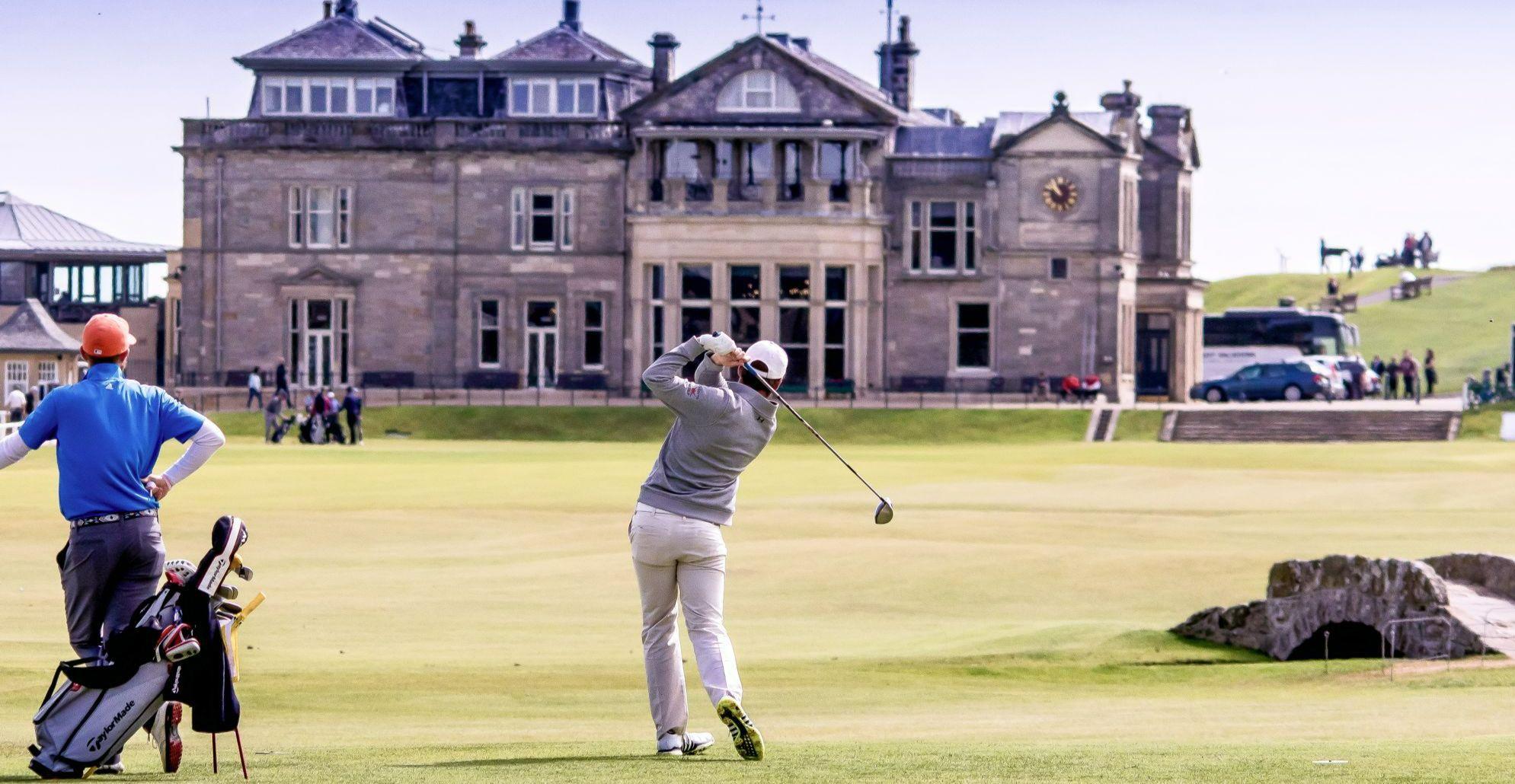 Golf on the Old Course, St Andrews