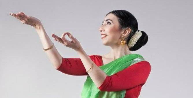 A South Asian dancer