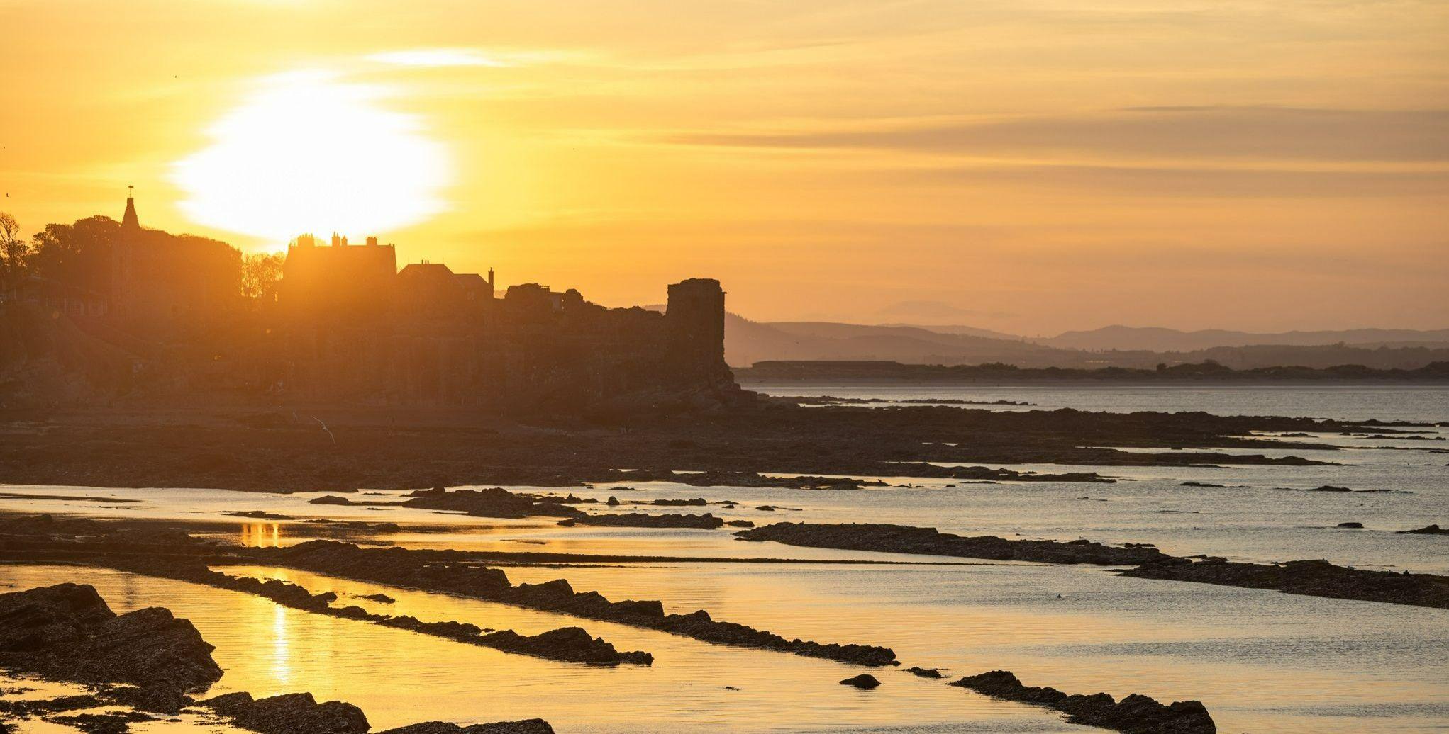 Sun over the castle